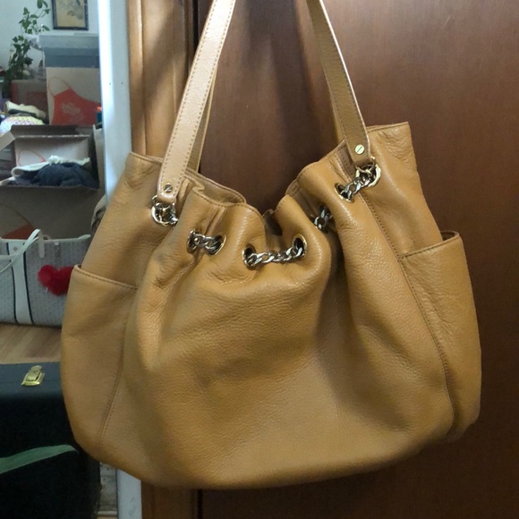 Authentic MICHAEL KORS PURSE - Picture 5 of 7